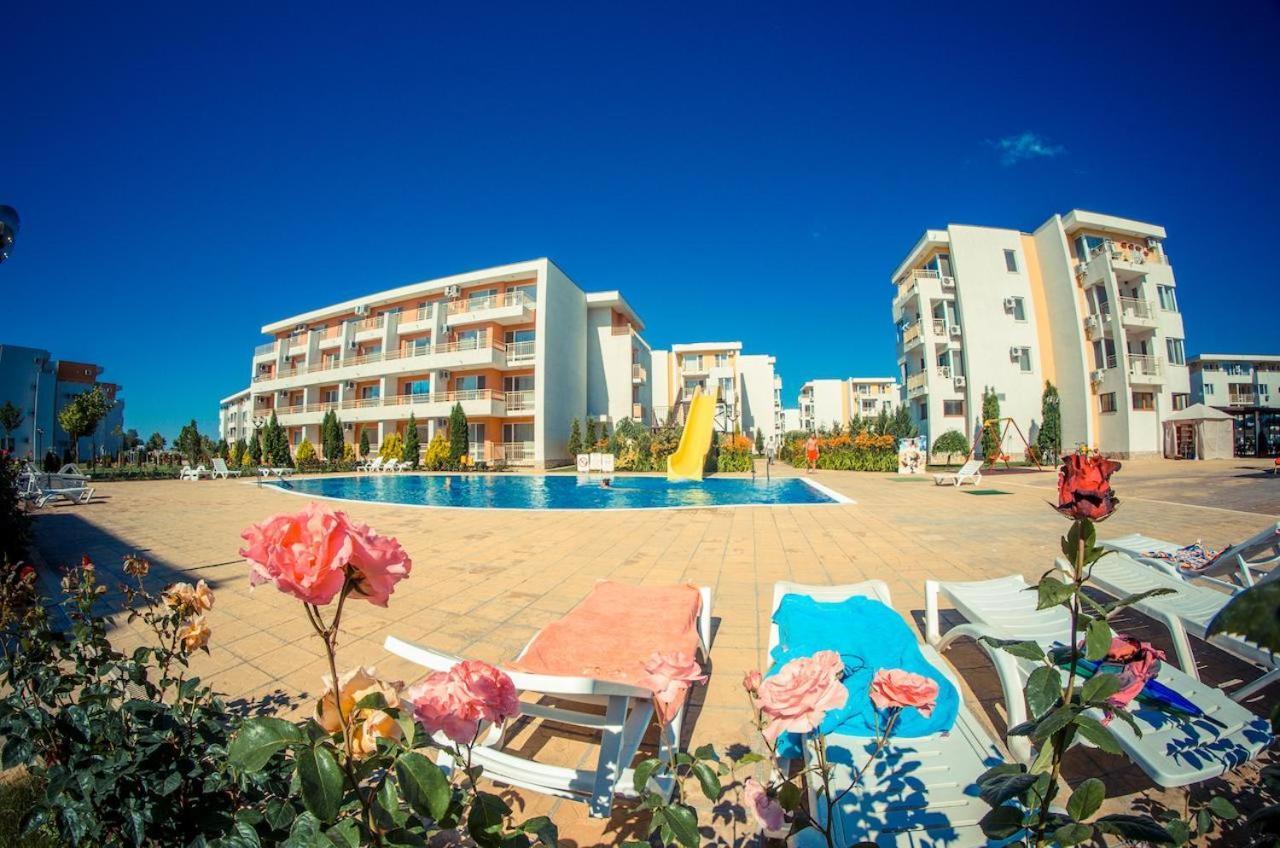 Nessebar Fort Club - Prestige Apartments Slantschew brjag Exterior foto